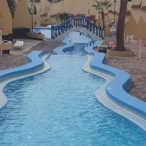 mareverde-vista-mare-con-tres-piscinas.in-canary-islands.com/